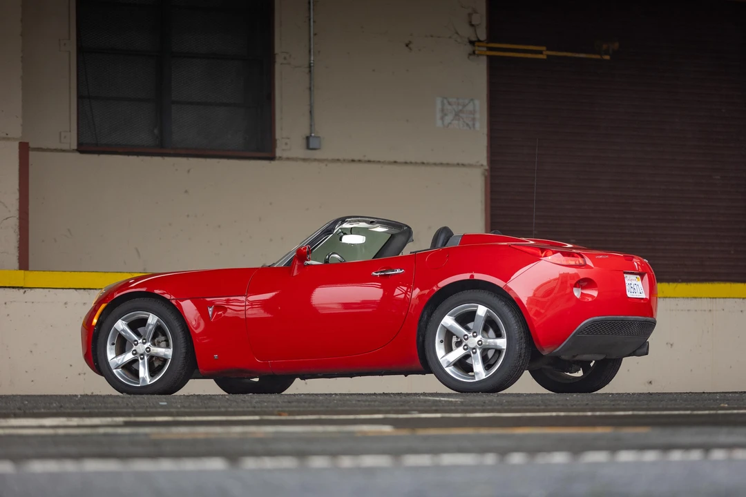 2007 Pontiac Solstice - Image 19 of 31