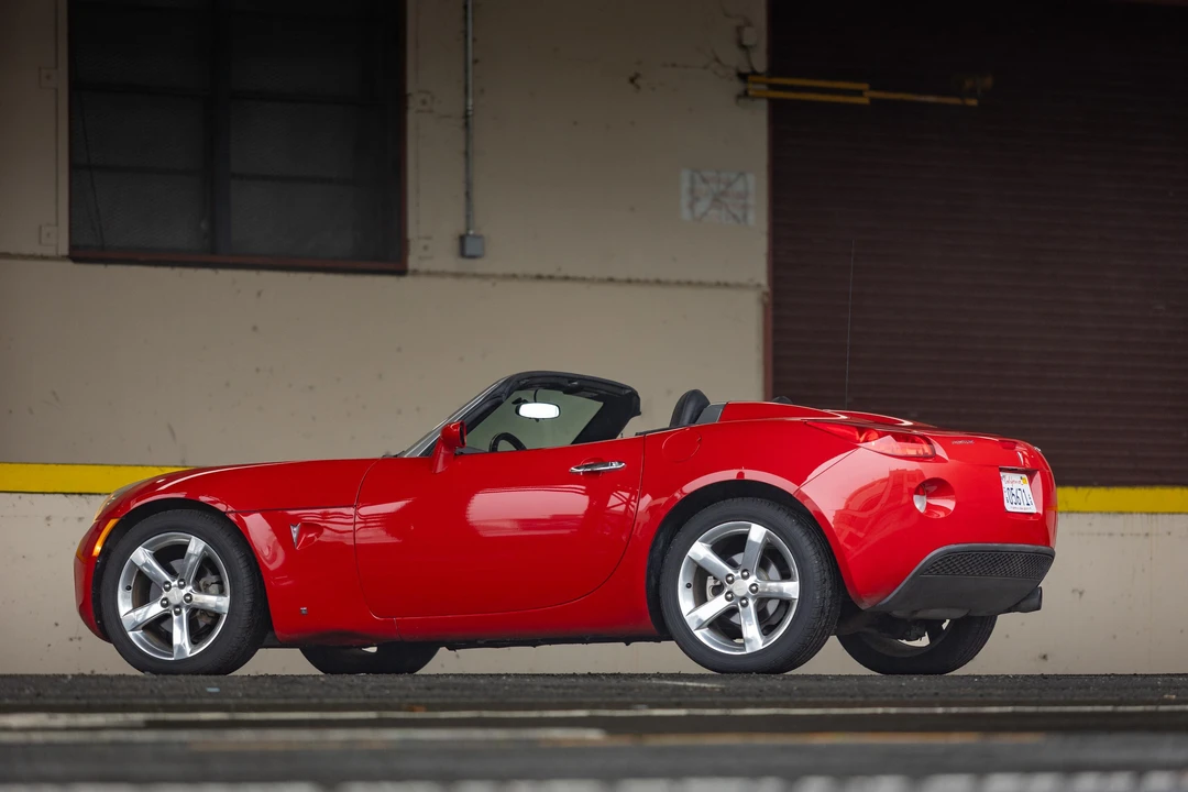 2007 Pontiac Solstice - Image 18 of 31