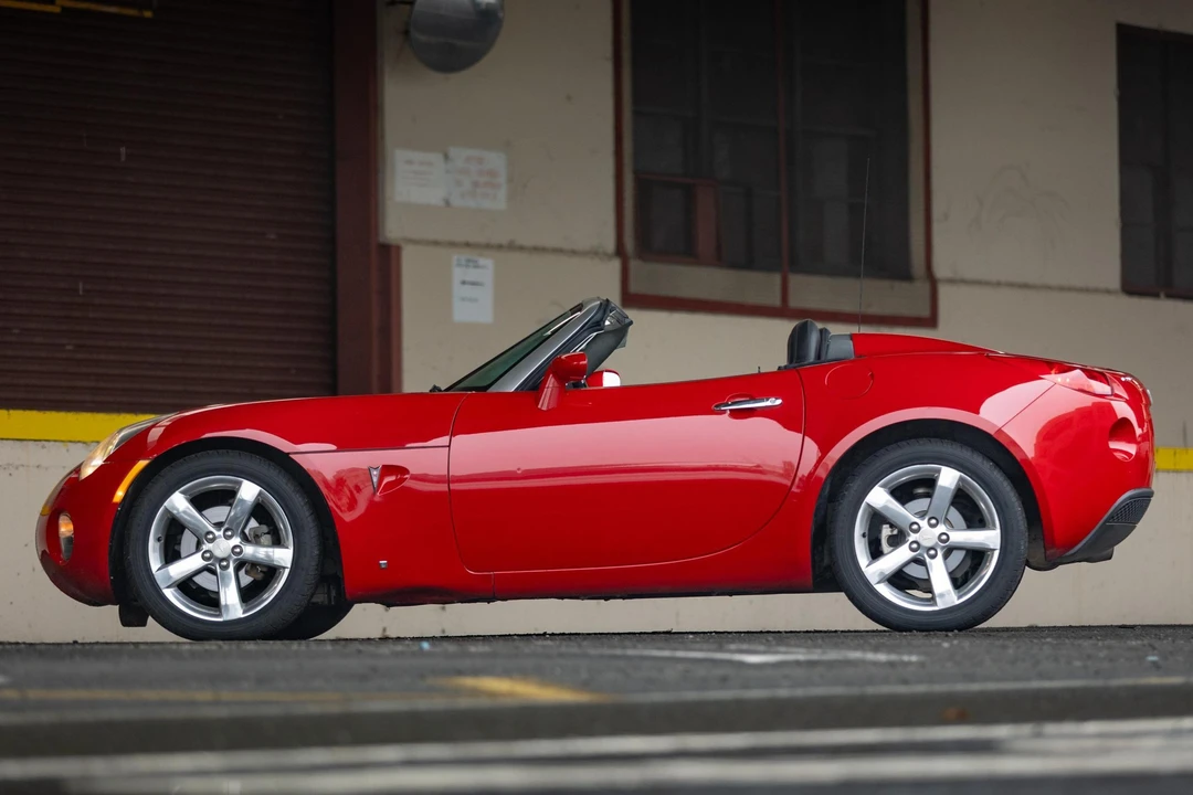 2007 Pontiac Solstice - Image 3 of 31