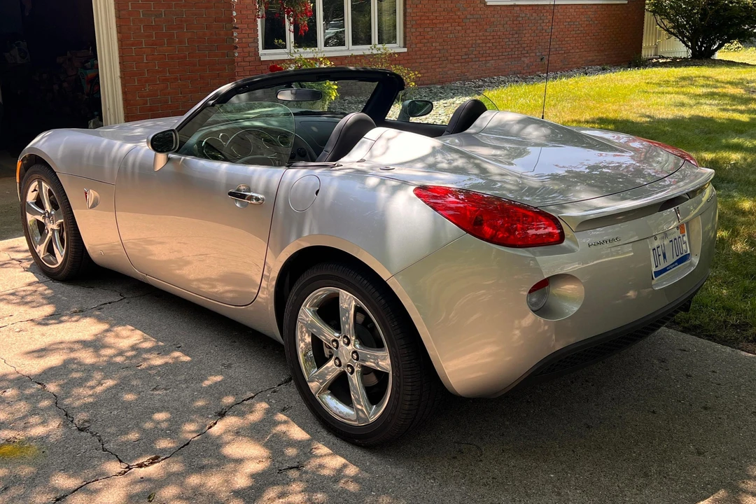 2007 Pontiac Solstice - Image 4 of 31
