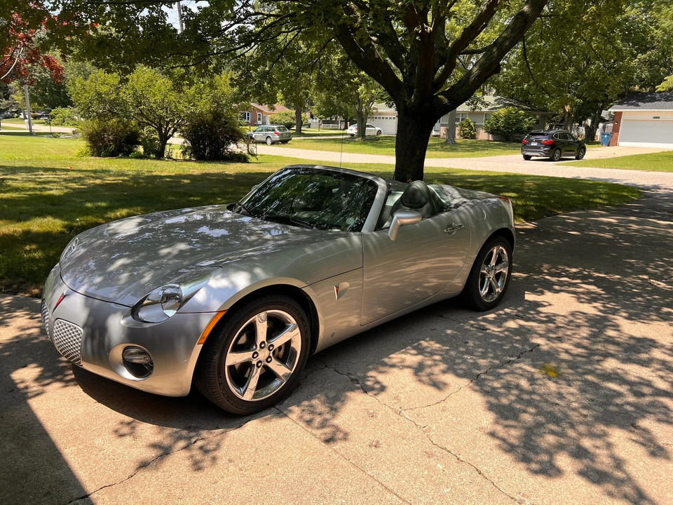 2007 Pontiac Solstice - Image 6 of 31