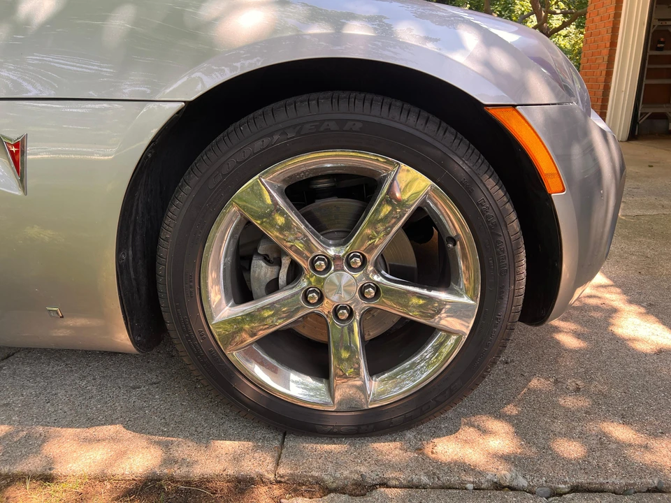 2007 Pontiac Solstice - Image 15 of 31