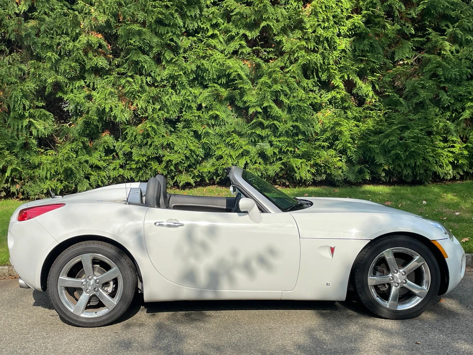 2007 Pontiac Solstice - Image 16 of 31