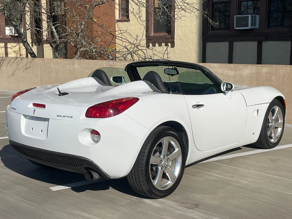 2007 Pontiac Solstice - Image 15 of 31