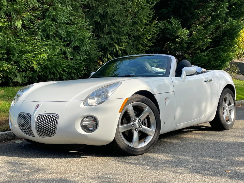 2007 Pontiac Solstice - Image 9 of 31