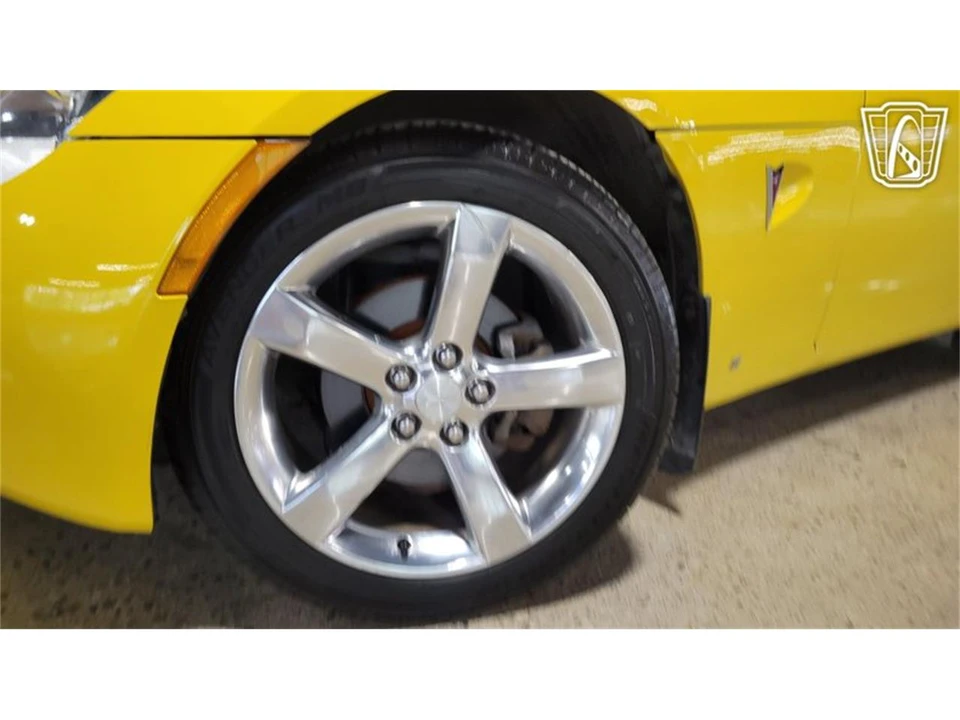 2007 Pontiac Solstice - Image 3 of 31