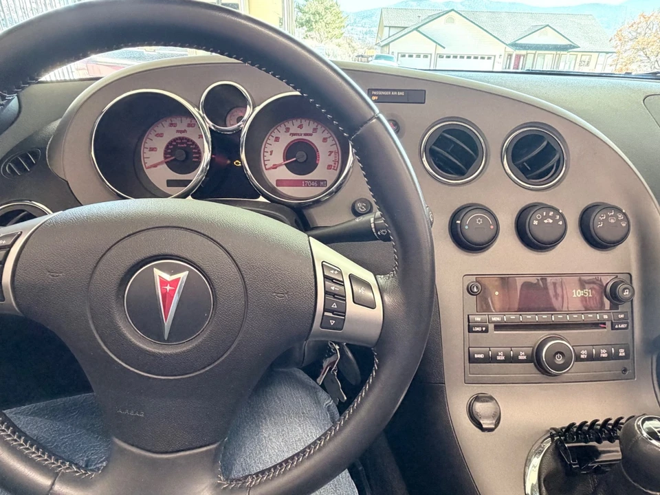 2007 Pontiac Solstice - Image 18 of 21