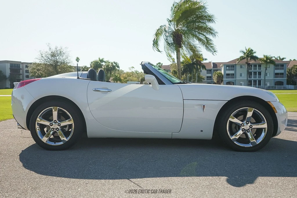 2007 Pontiac Solstice - Image 9 of 12