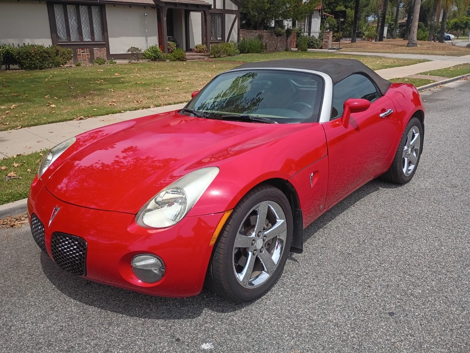 2007 Pontiac Solstice - Image 12 of 24