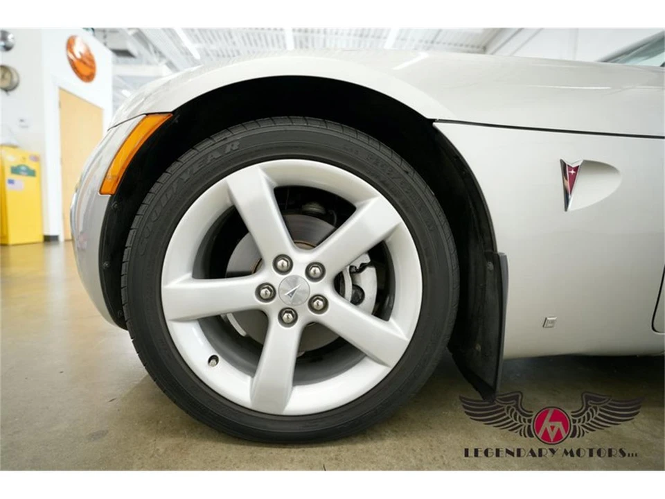 2007 Pontiac Solstice - Image 12 of 31