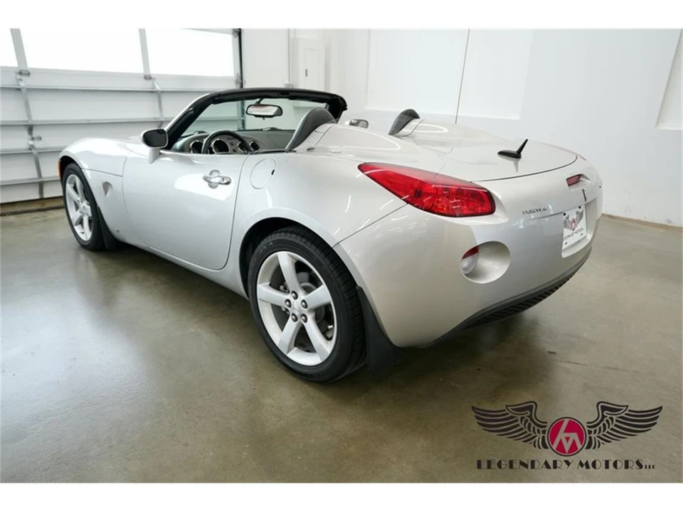 2007 Pontiac Solstice - Image 3 of 31