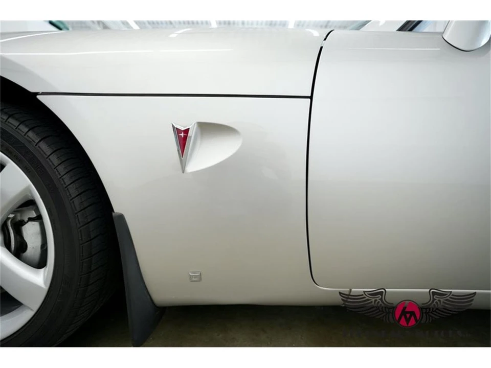 2007 Pontiac Solstice - Image 13 of 31