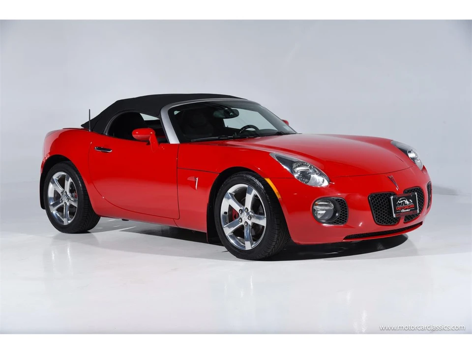 2007 Pontiac Solstice - Image 2 of 31