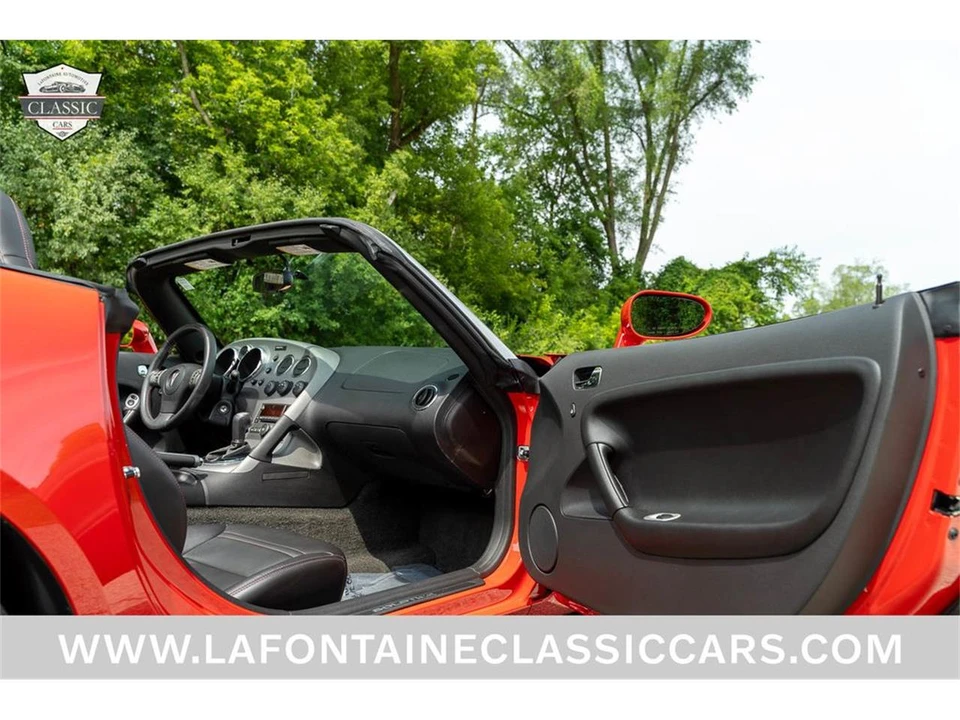 2007 Pontiac Solstice GXP - Image 13 of 31