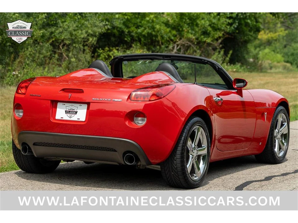 2007 Pontiac Solstice GXP - Image 2 of 31