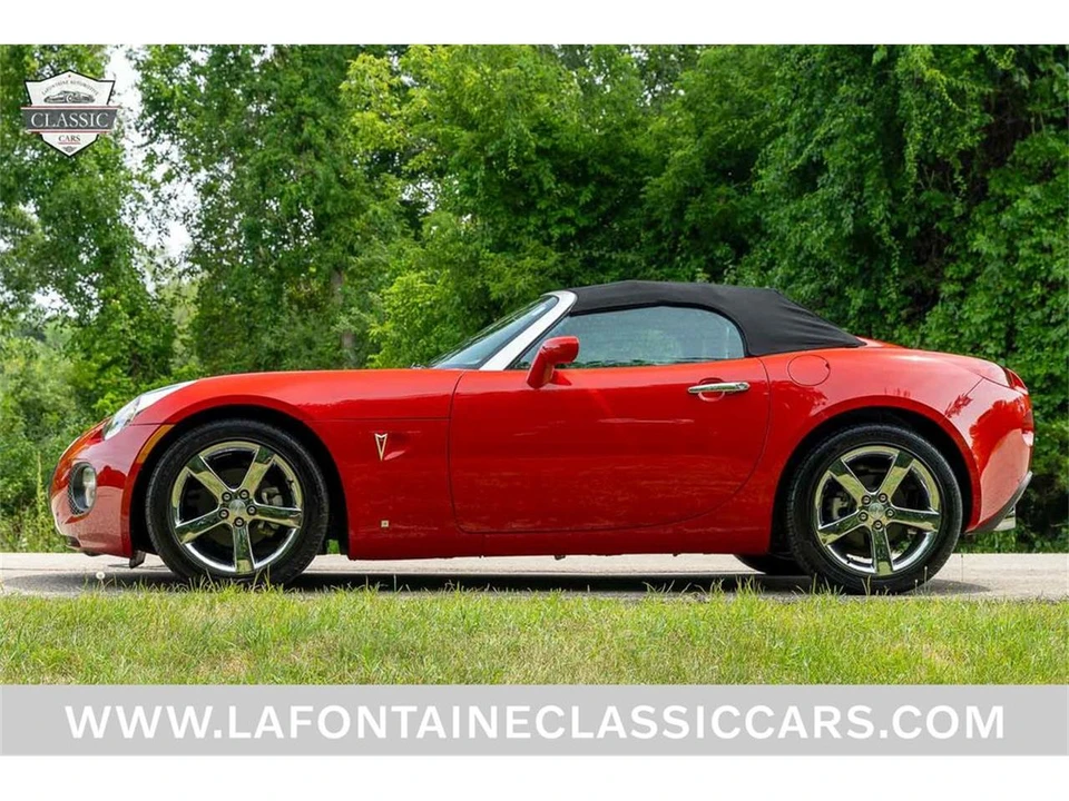 2007 Pontiac Solstice GXP - Image 18 of 31