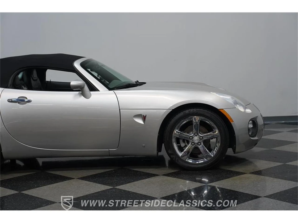 2007 Pontiac Solstice GXP - Image 27 of 31