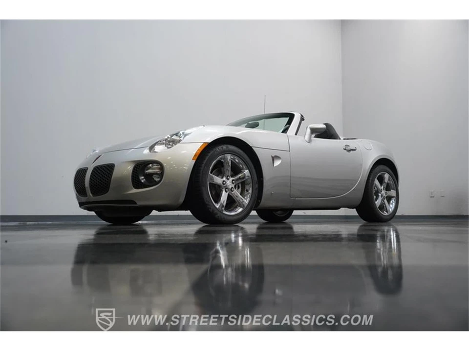 2007 Pontiac Solstice GXP - Image 19 of 31