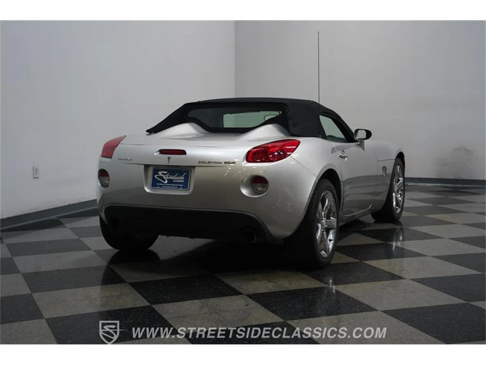 2007 Pontiac Solstice GXP - Image 10 of 31