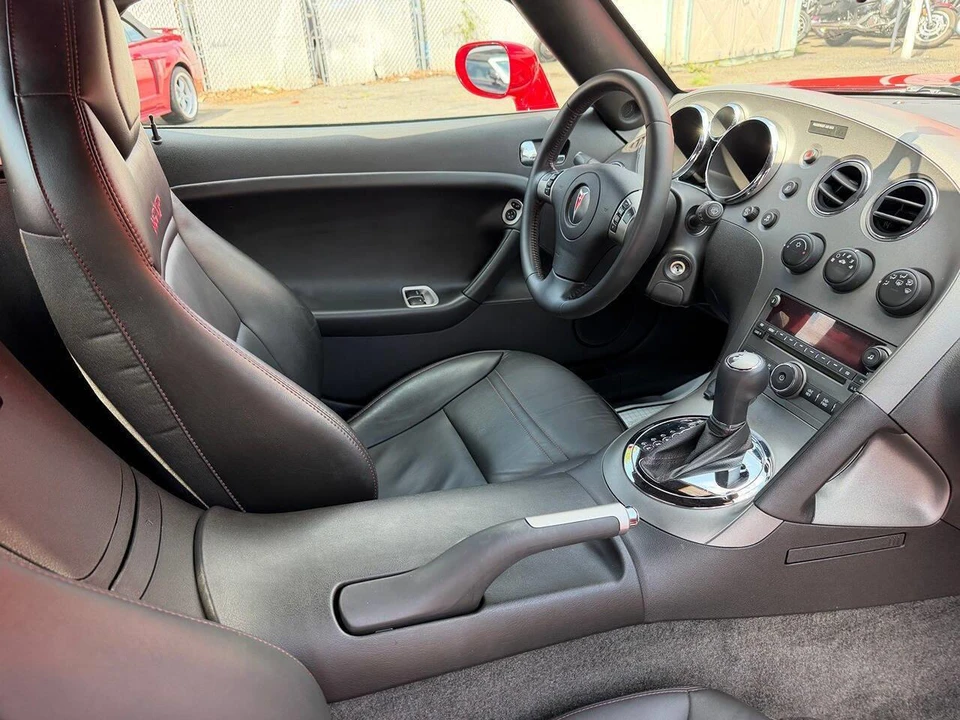 2007 Pontiac Solstice - Image 14 of 28