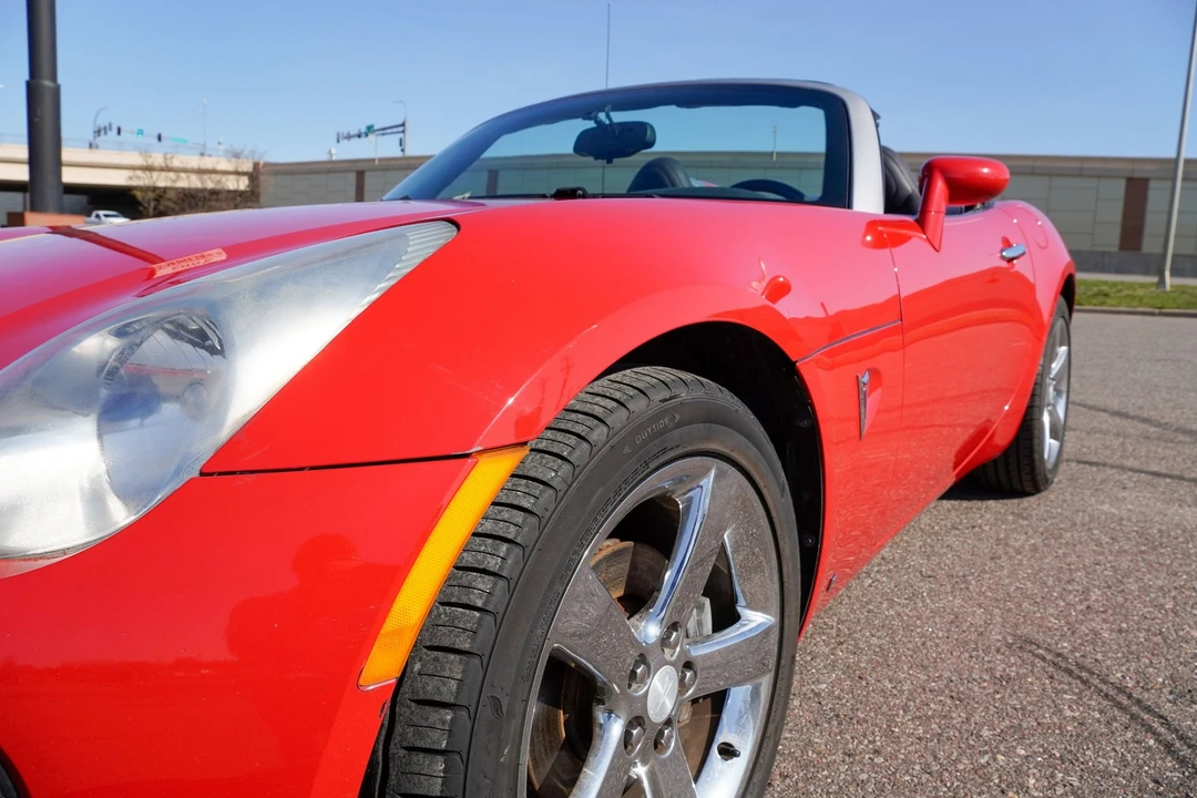 2007 Pontiac Solstice GXP - Image 18 of 31