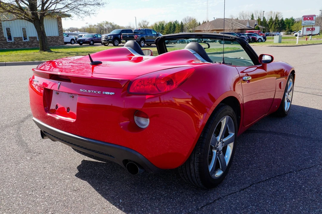 2007 Pontiac Solstice GXP - Image 2 of 31