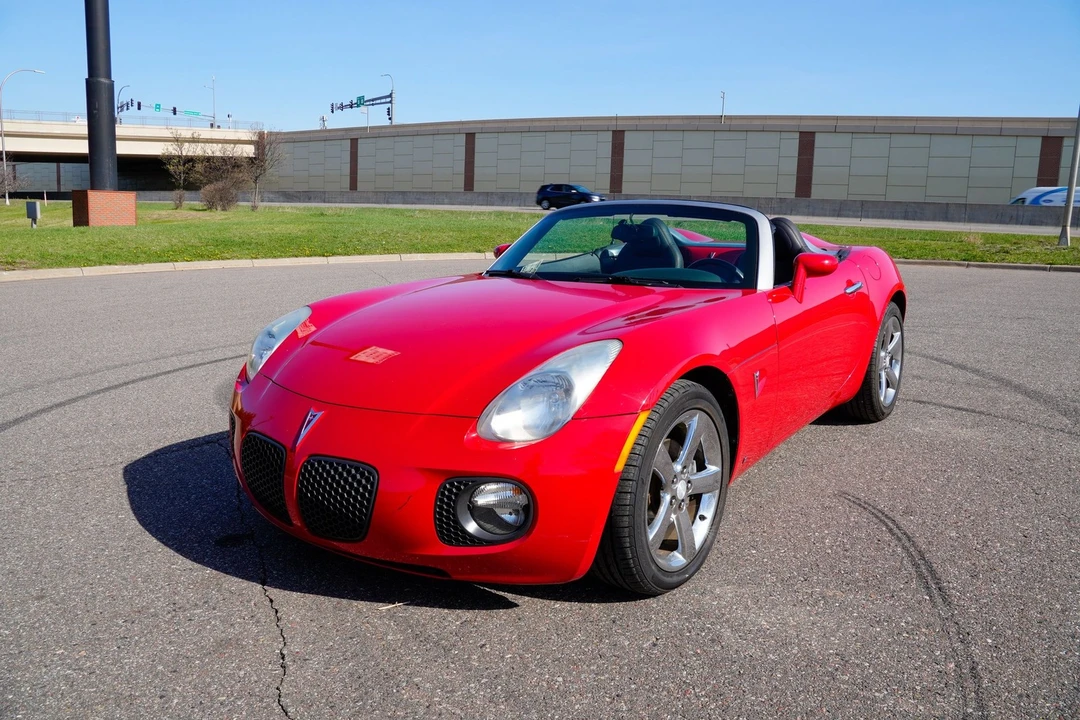 2007 Pontiac Solstice GXP - Image 7 of 31