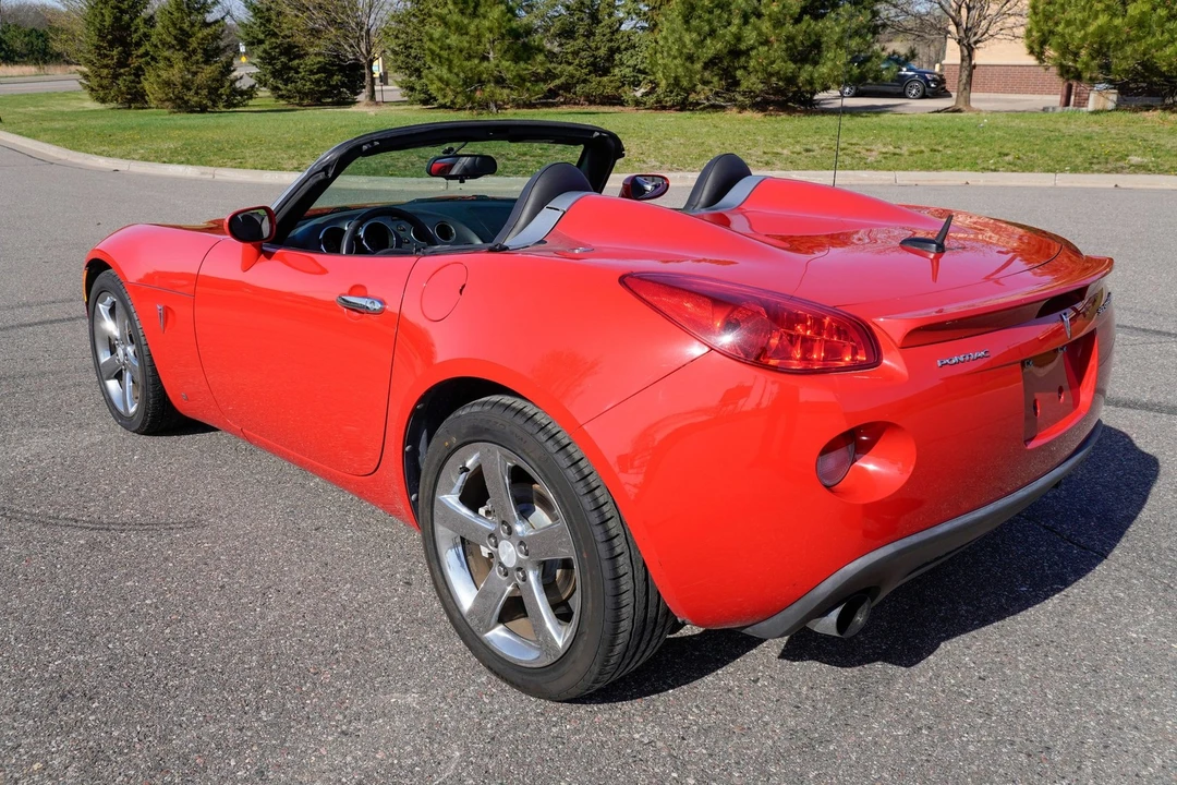 2007 Pontiac Solstice GXP - Image 4 of 31