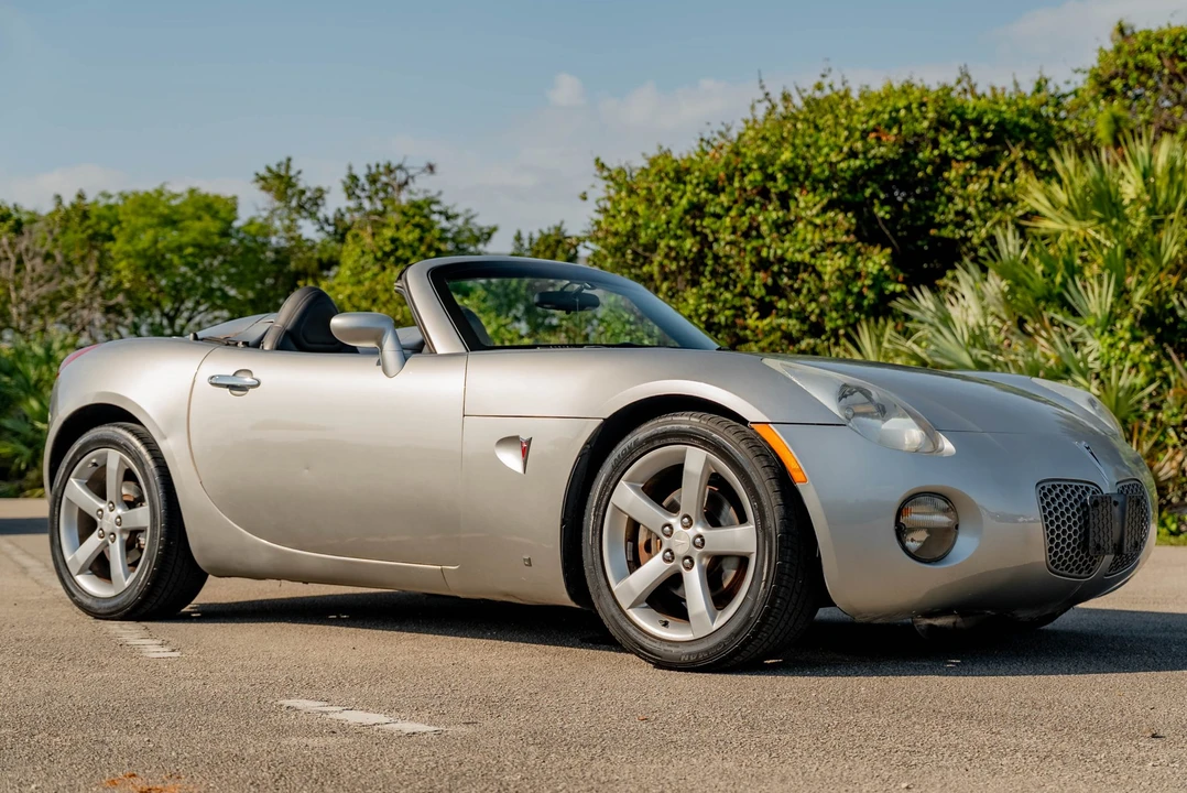 2007 Pontiac Solstice - Image 8 of 31