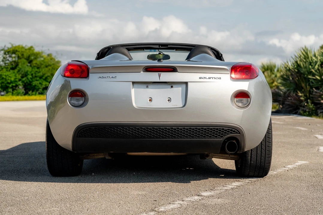 2007 Pontiac Solstice - Image 11 of 31