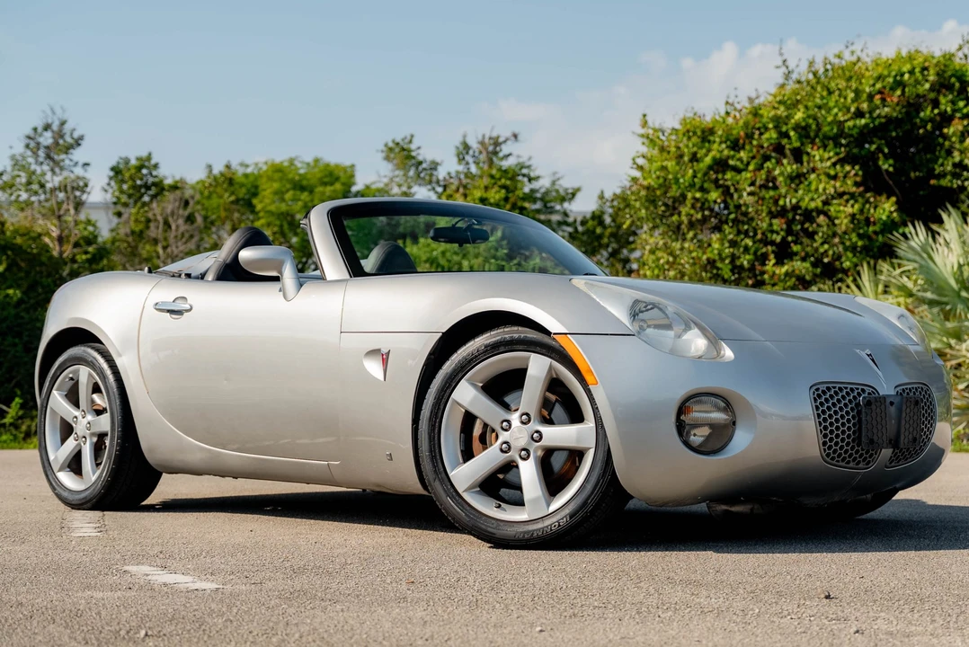 2007 Pontiac Solstice - Image 7 of 31