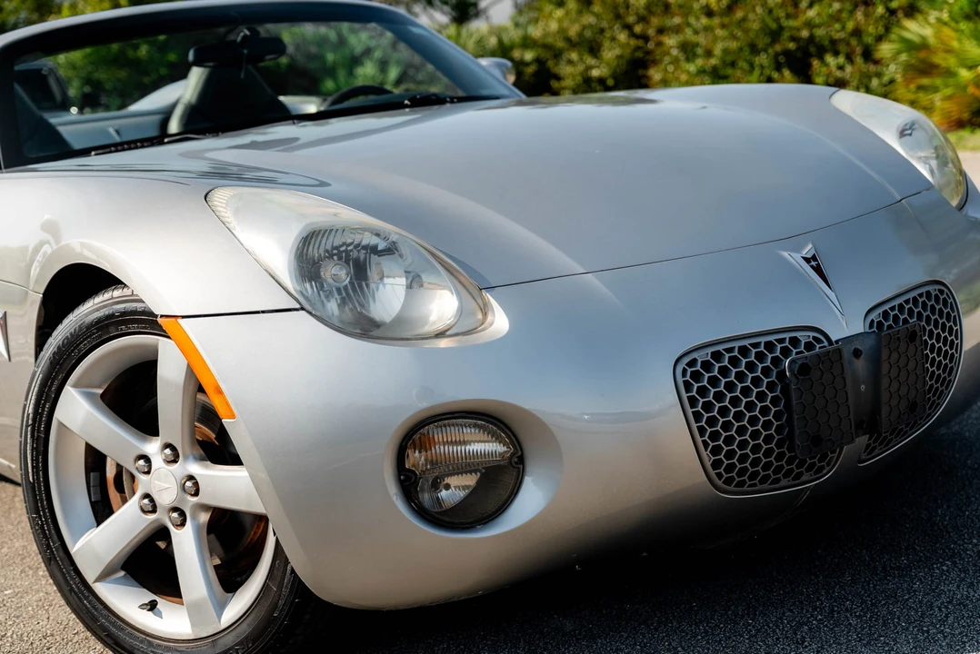 2007 Pontiac Solstice - Image 16 of 31