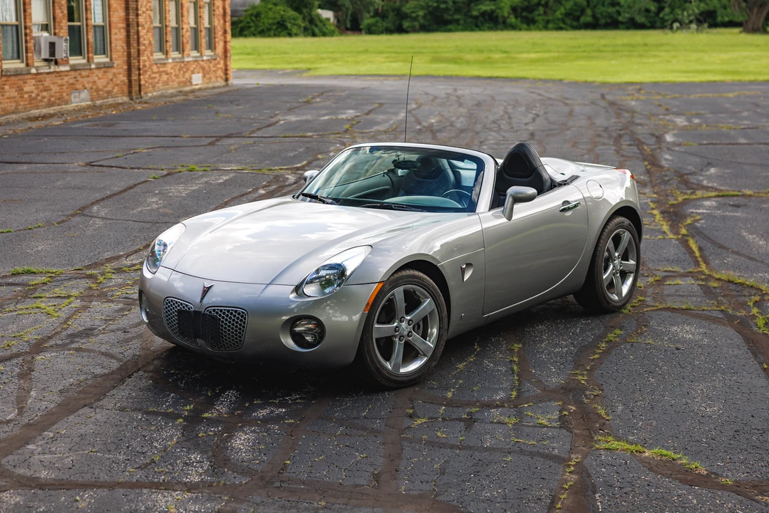 2007 Pontiac Solstice - Image 3 of 31
