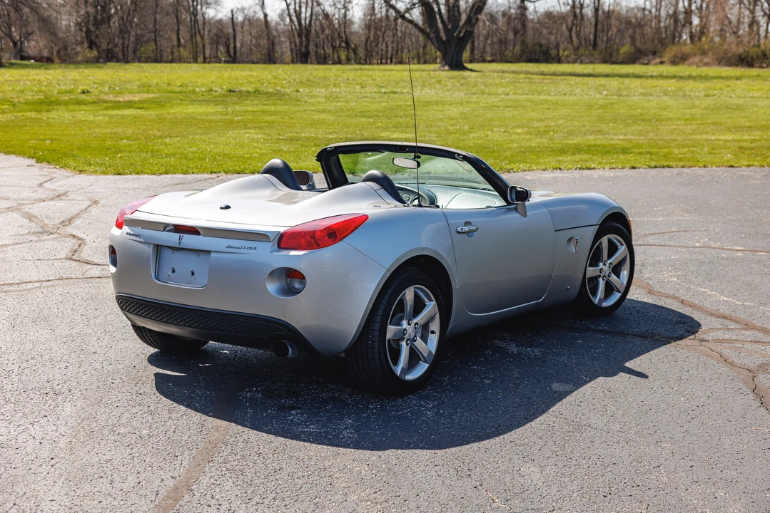 2007 Pontiac Solstice - Image 16 of 31