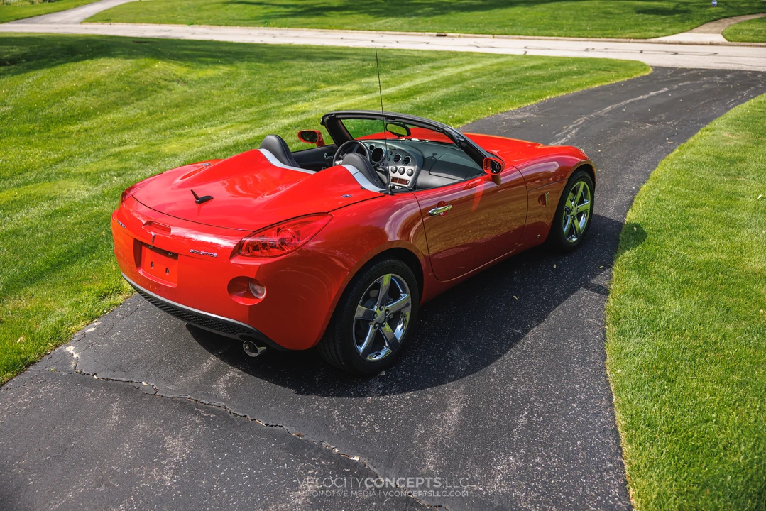 2007 Pontiac Solstice - Image 8 of 31