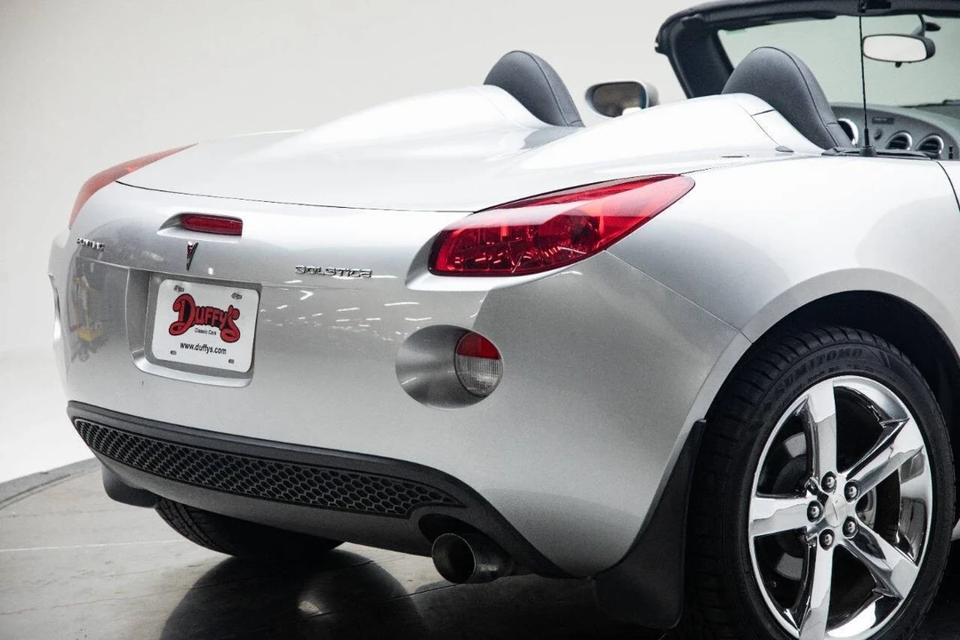 2007 Pontiac Solstice - Image 15 of 21