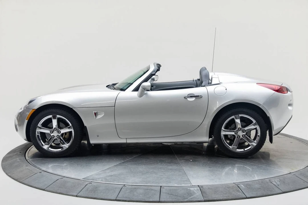 2007 Pontiac Solstice - Image 3 of 21