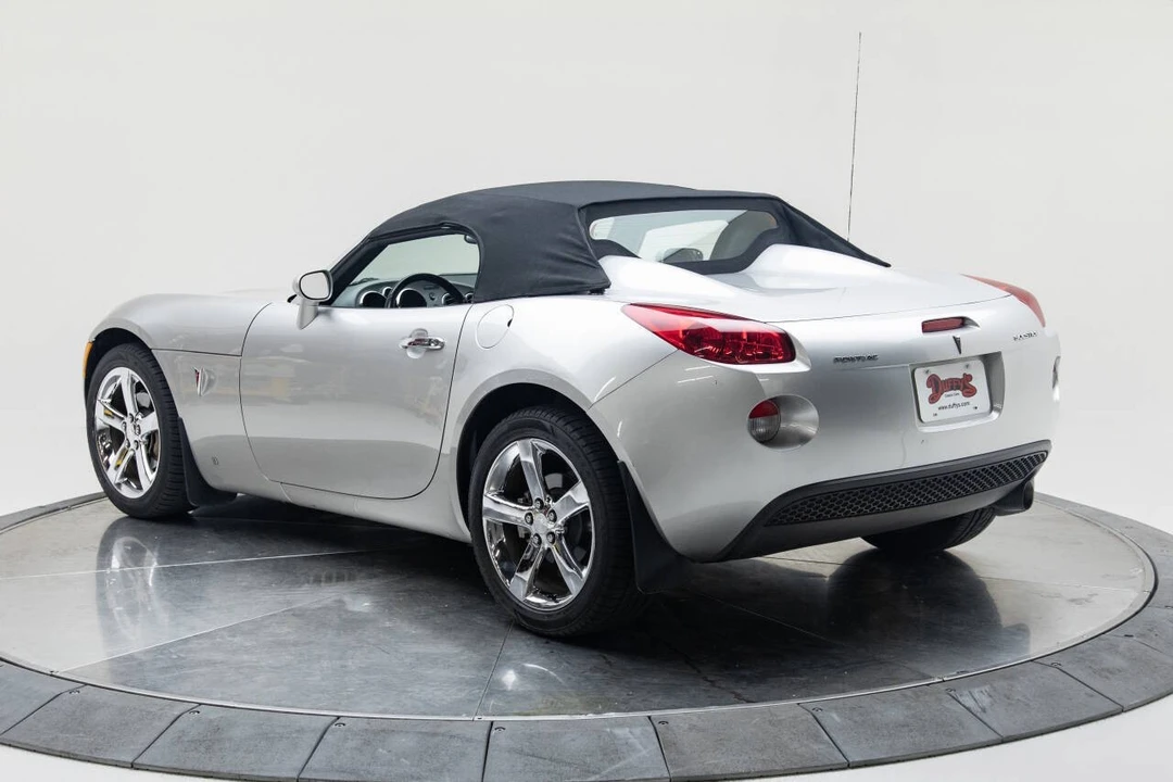 2007 Pontiac Solstice - Image 10 of 21
