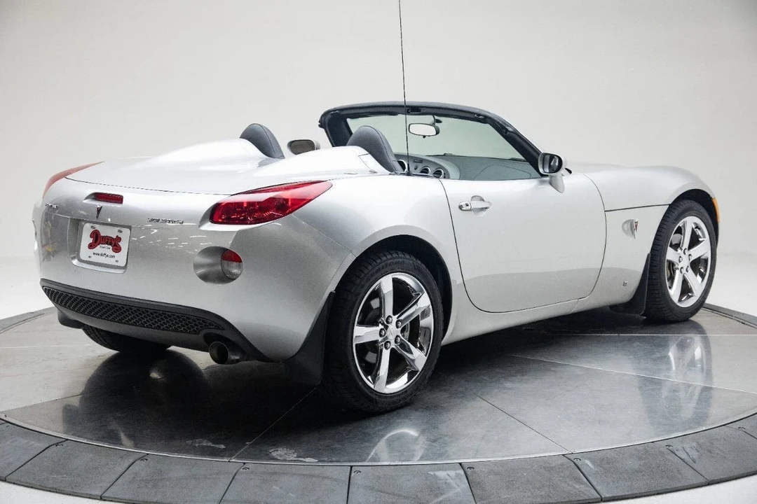 2007 Pontiac Solstice - Image 13 of 21