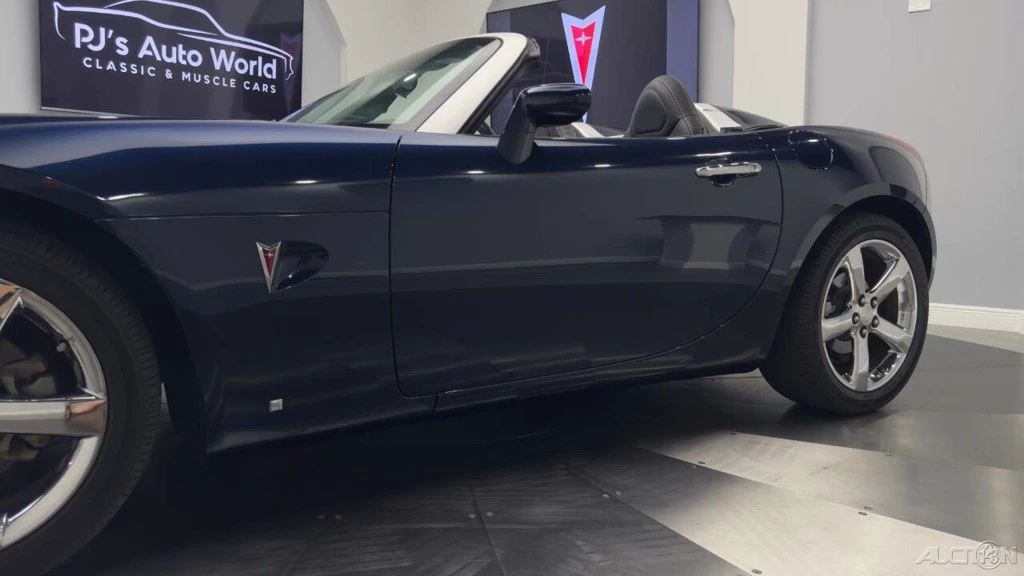 2007 Pontiac Solstice - Image 16 of 24