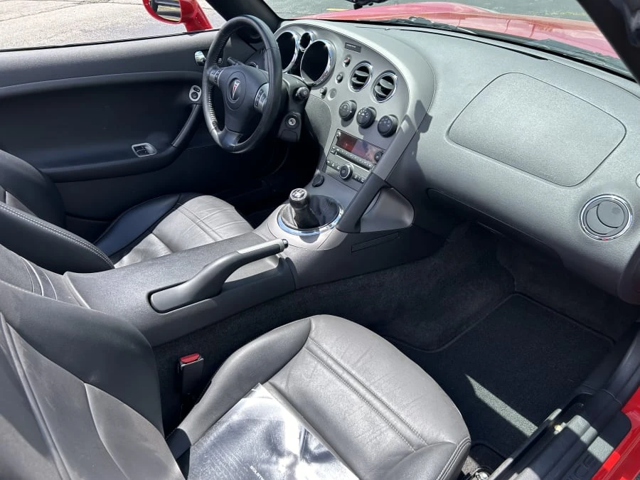 2007 Pontiac Solstice - Image 8 of 11