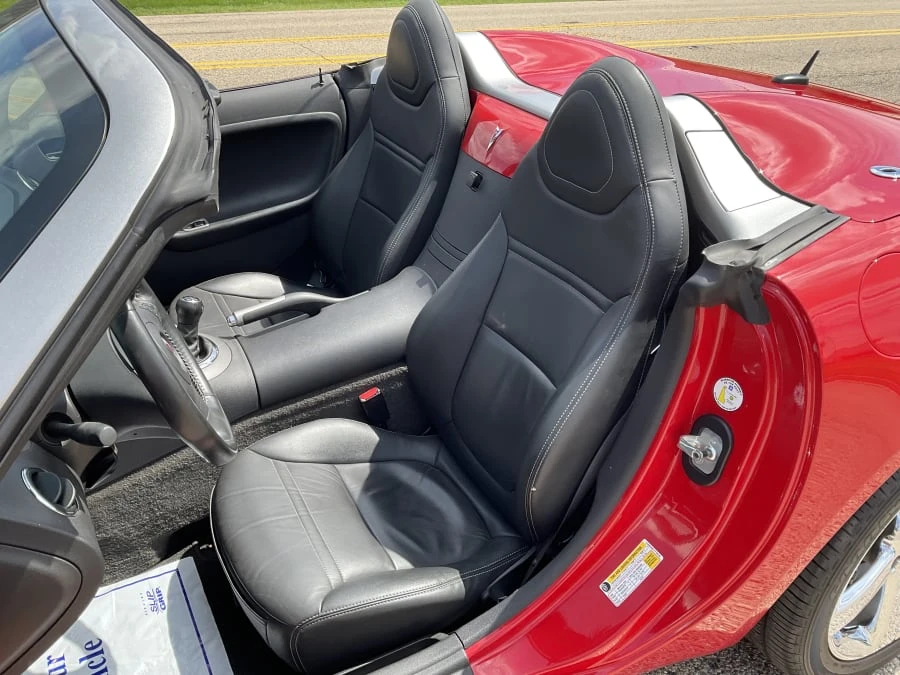 2007 Pontiac Solstice - Image 8 of 12