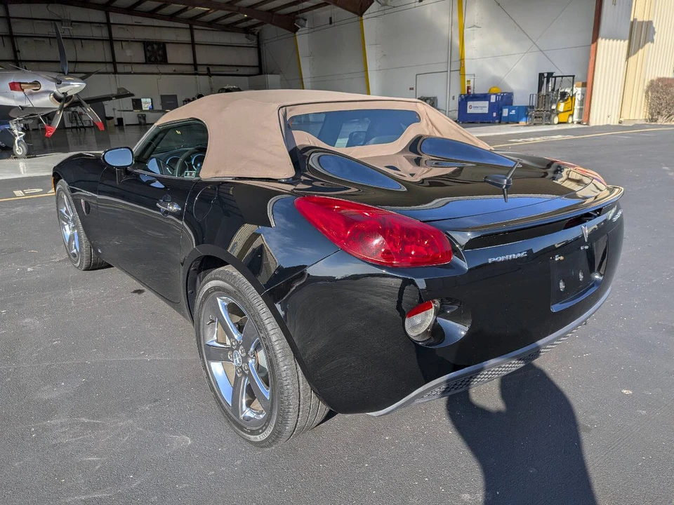 2007 Pontiac Solstice - Image 4 of 17