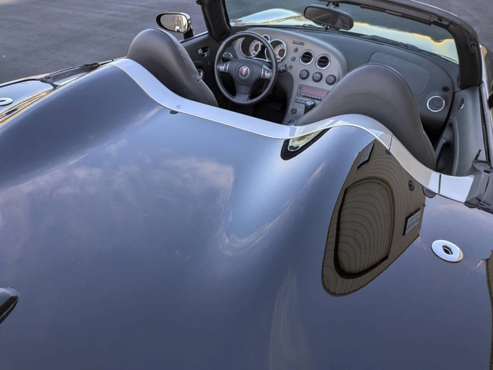 2007 Pontiac Solstice - Image 10 of 17