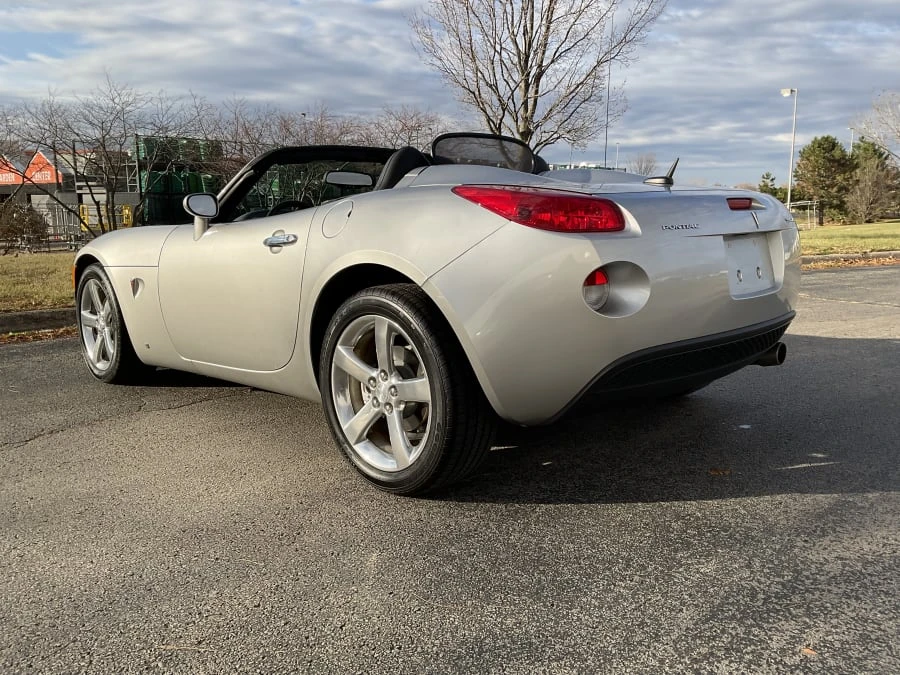 2007 Pontiac Solstice - Image 3 of 11