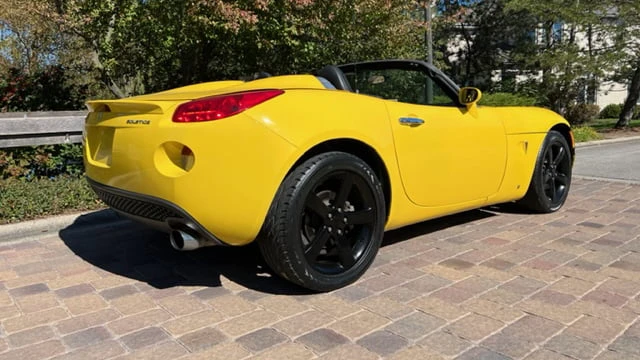 2007 Pontiac Solstice - Image 12 of 14