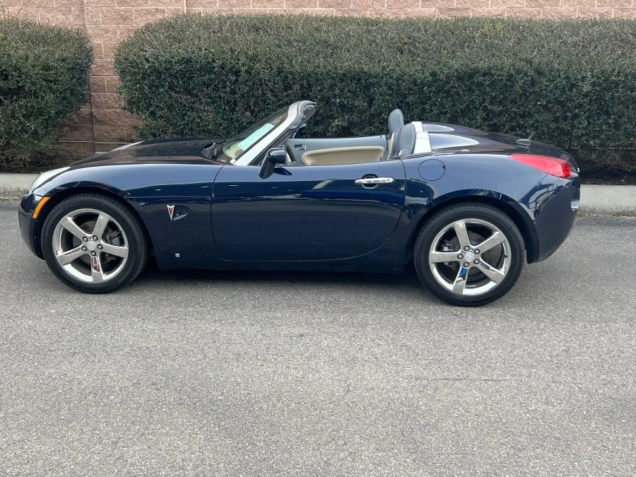 2007 Pontiac Solstice - Image 2 of 9