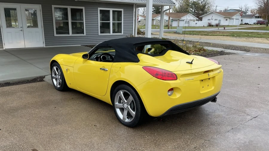 2007 Pontiac Solstice - Image 15 of 29