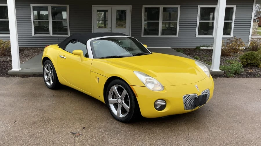 2007 Pontiac Solstice - Image 10 of 29