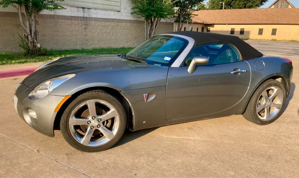 2007 Pontiac Solstice - Image 11 of 15